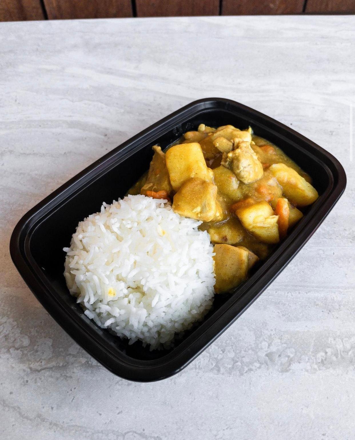Chicken Curry w/ Rice